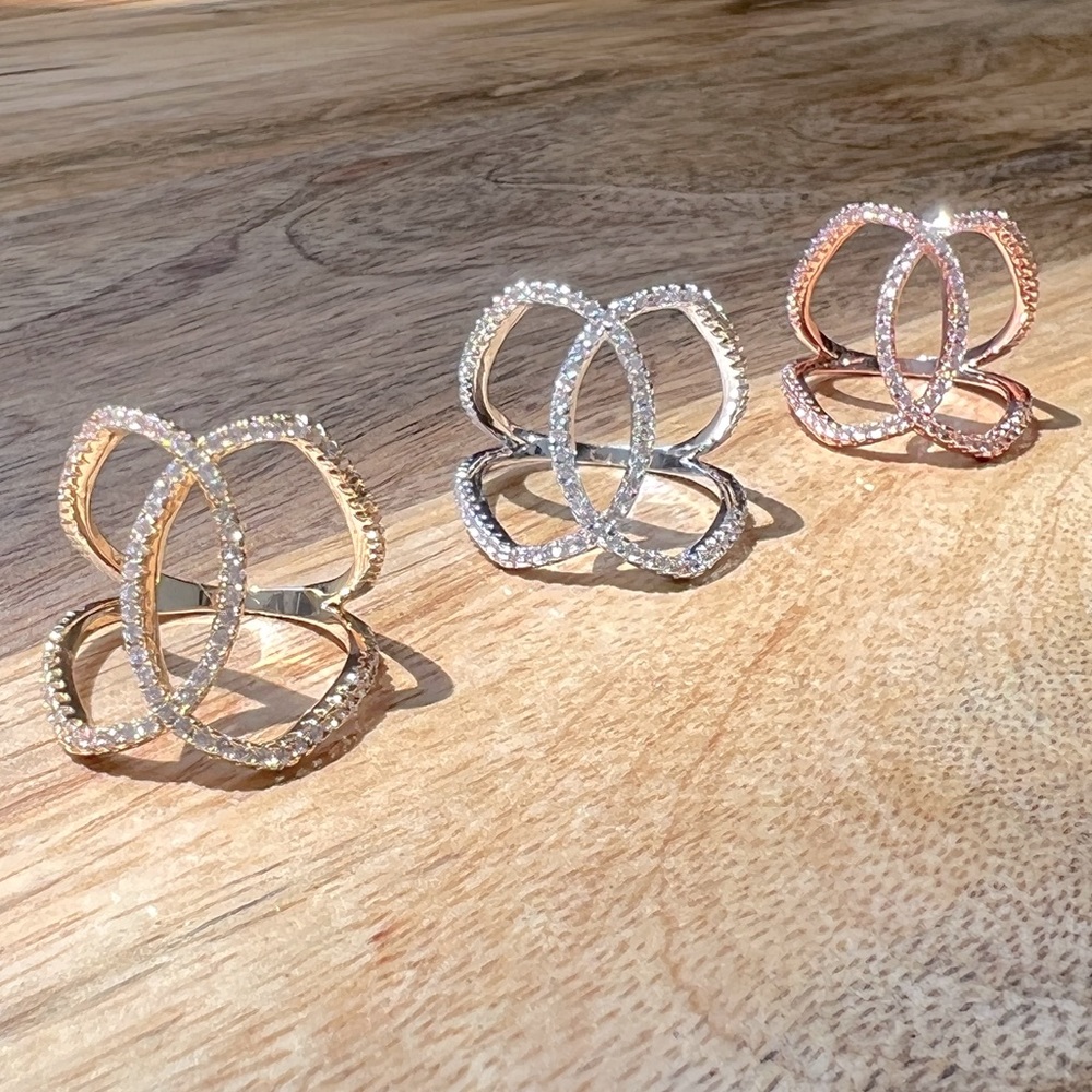 18K Rose Gold Interlocking Infinity Ring